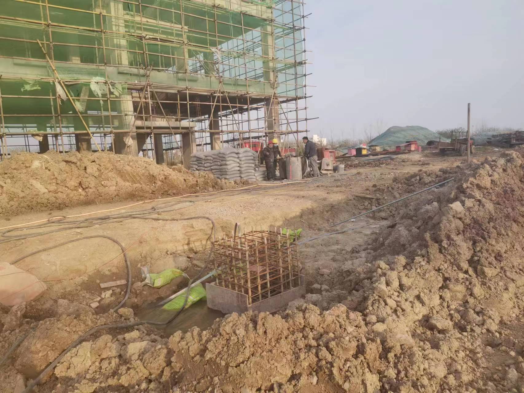 桂平当桥梁出现裂缝的时候应该及时加固修补